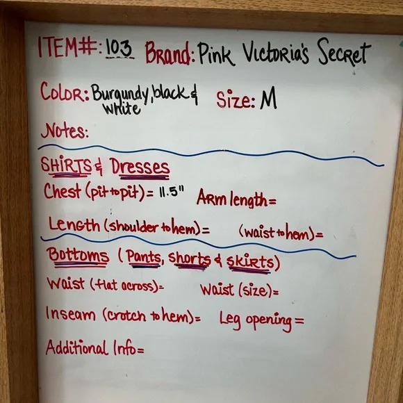 PINK Victoria’s Secret Burgundy Mesh Back Sports Bra - Size M - Picture 5 of 5